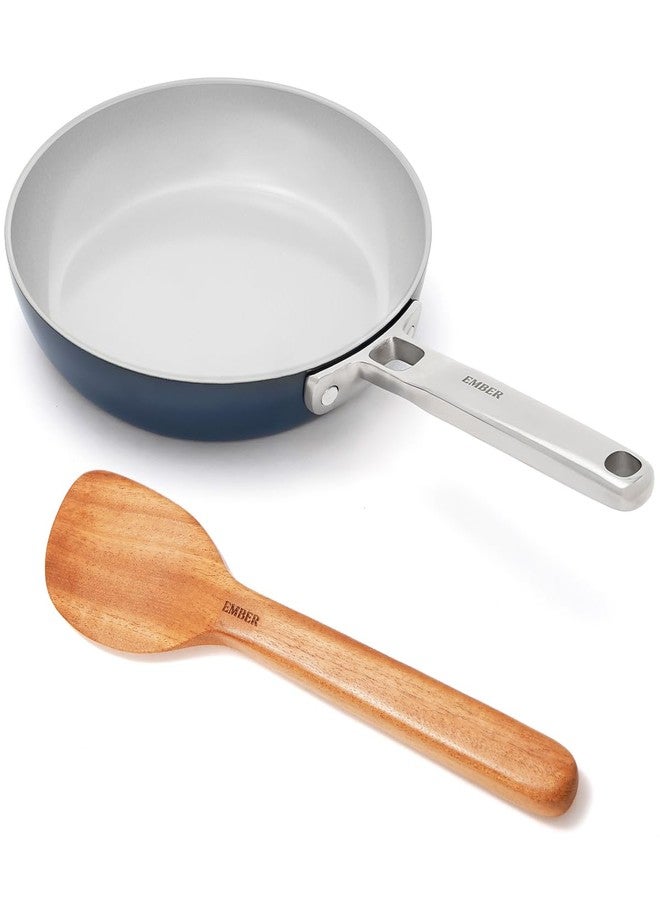 Ember Cookware مقلاة سيراميك أرسيللا من إمبر كوكوير، 20 سم | أواني طهي غير لاصقة وغير سامة | معتمدة من معهد المواصفات والمقاييس الهندي | مقلاة للبيض والأومليت | ملعقة مسطحة واحدة | مقبض فولاذي | خالية من مركبات PFAS وPTFE | ضمان 5 سنوات | أزرق - Image 1